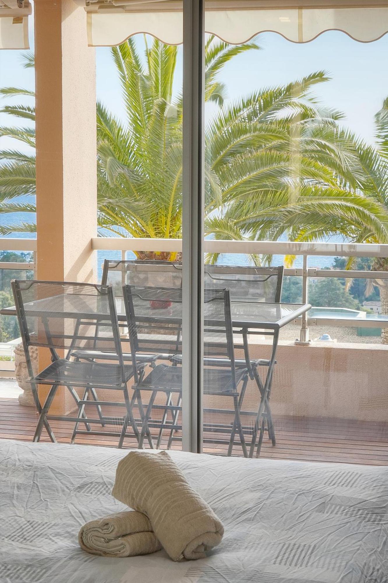 Aure-parking-piscine-terrasse-vca Appartement *